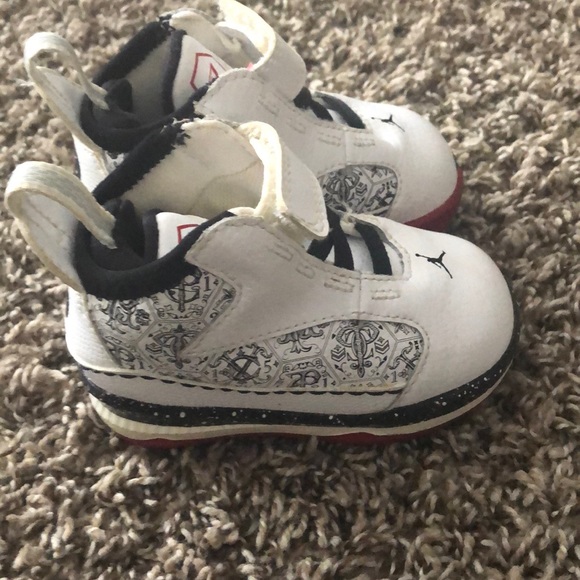 Nike air Jordan CP3 - Picture 2 of 6